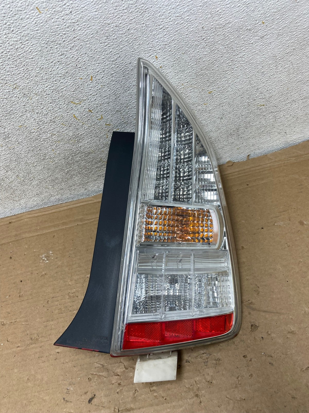 2010 2011 Toyota Prius Tail Light Right Passenger Side AH8421 LK0