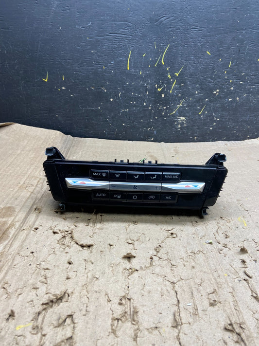 2020 to 2023 Ford Explorer A/C Heater Climate Control Panel X6332 DG0