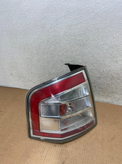 2007 to 2010 Ford Edge Tail light Left Driver Side AI8423 LK2