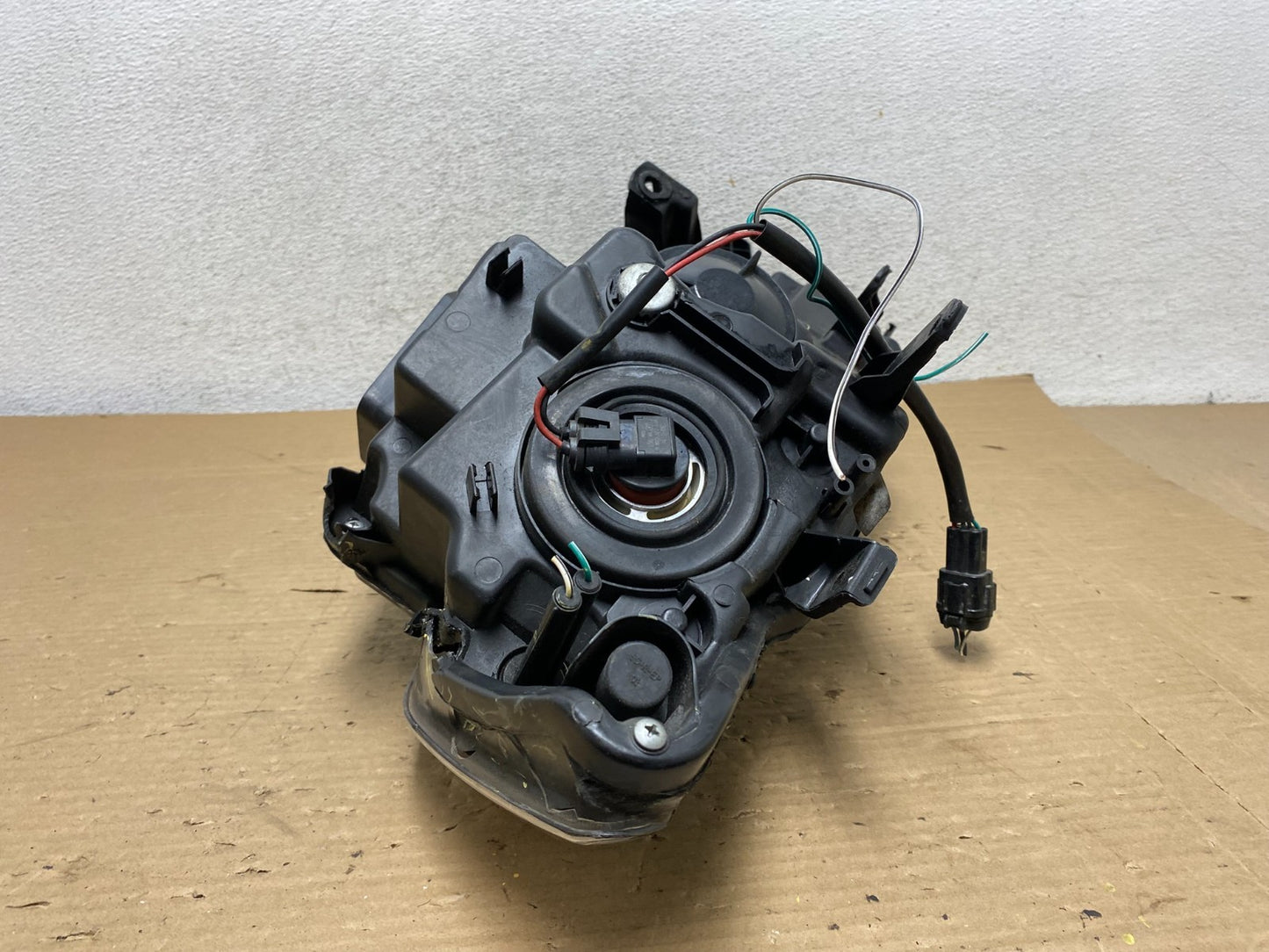 2014 2015 2016 Nissan Rogue Right Passenger RH Halogen Headlight AG9051 DW8