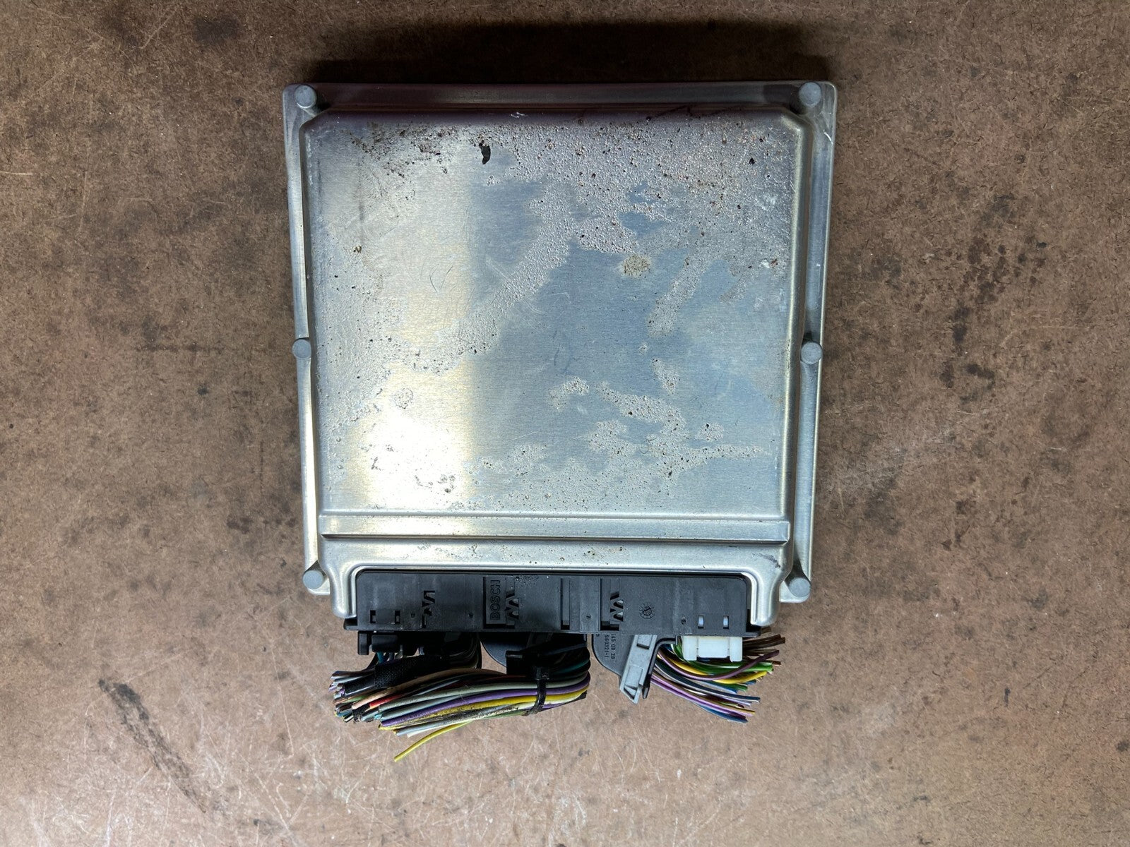 1999 to 2005 Mercedes E320 CLK320 Engine Control Unit ECU Module L0688 DG0