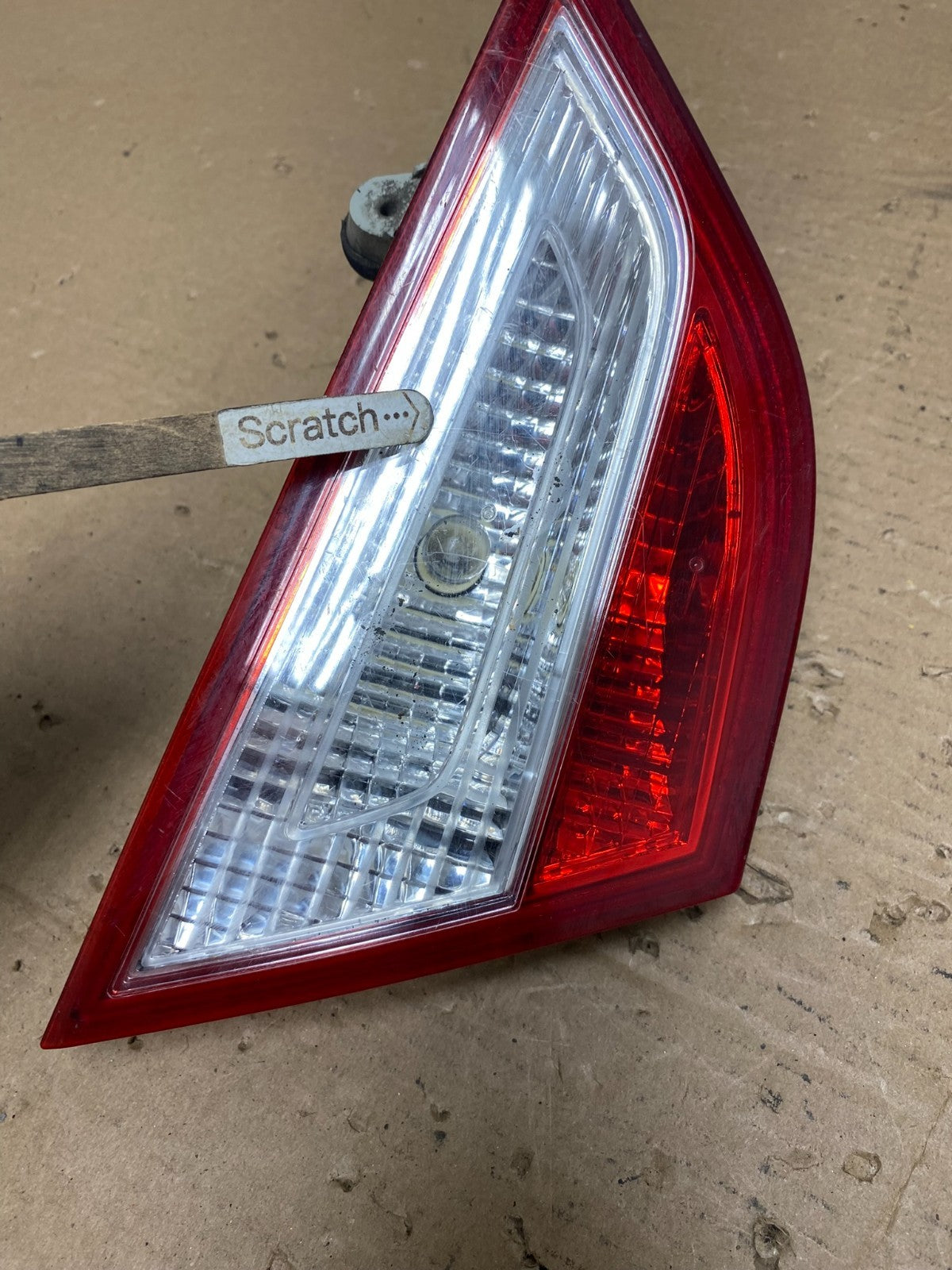 2011 2012 2013 2014 Hyundai Sonata Left Driver Inner Tail Light Oem R0594 DW3