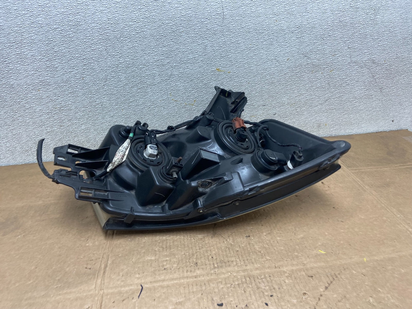 2004 to 2007 Nissan Armada Left Driver Lh Side Headlight Halogen Y5790 DW6
