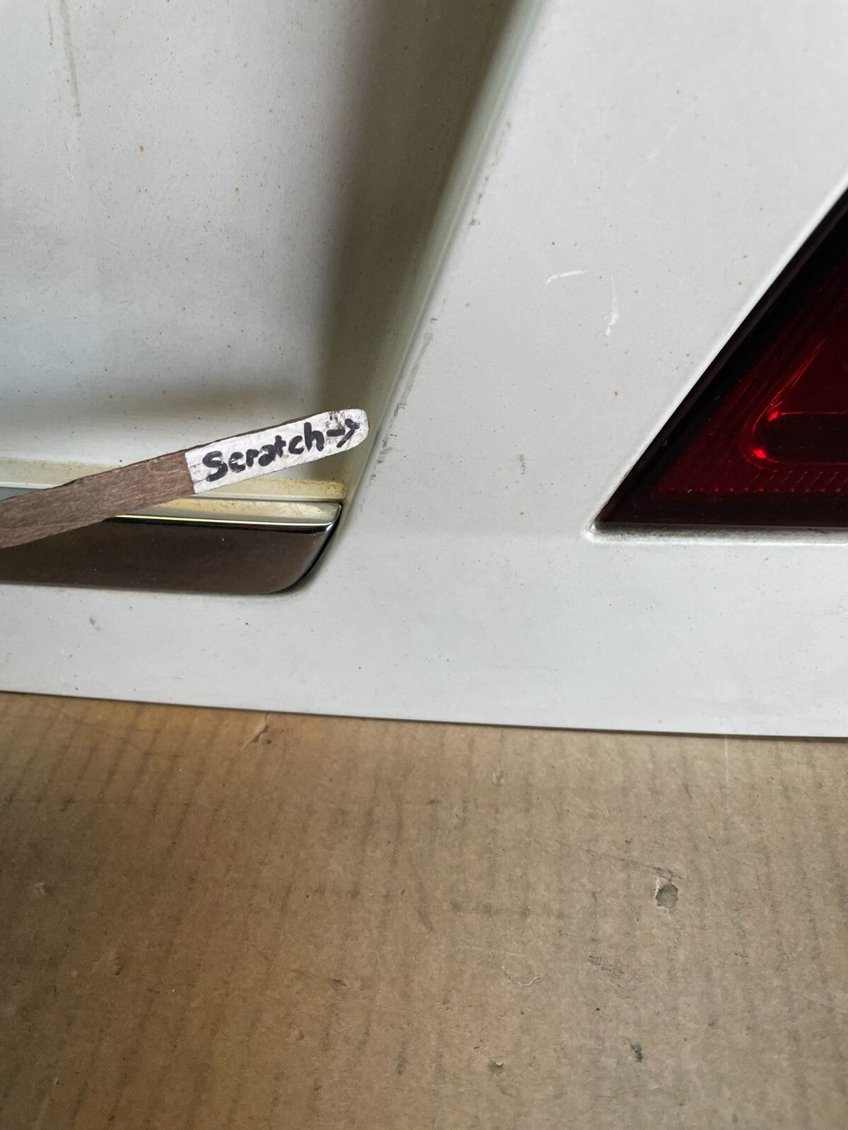2006 2007 Infiniti M35 Rear Trunk Panel Trim Molding W/ Lights OEM L9194 DG5