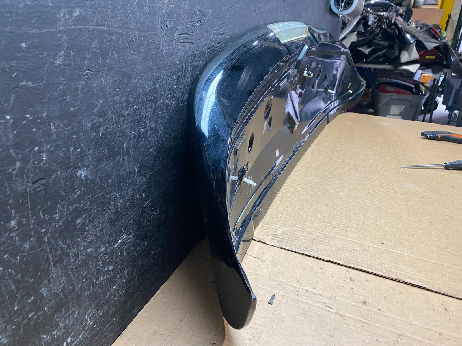 2004 to 2009 Lexus RX350 Rear Trunk Lid Tail Gate Lift Gate Spoiler G5636 DG6