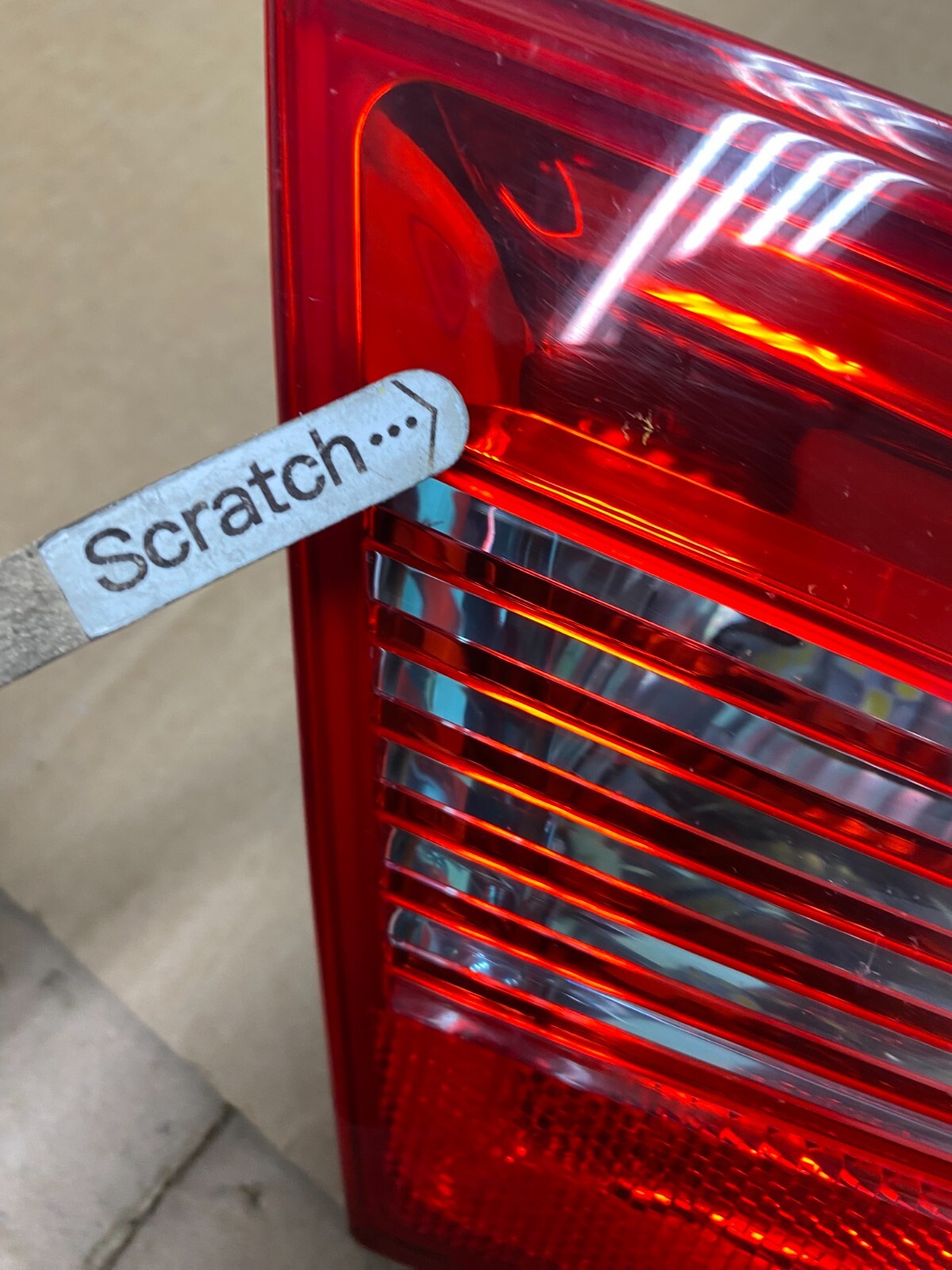 2007 2008 2009 2010 2011 Volkswagen Eos Left Driver Tail Light Inner O67384
