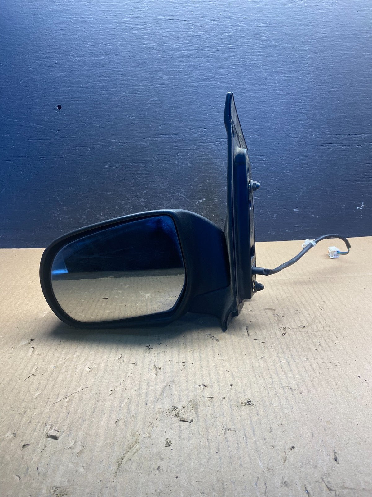 2000 - 2006 Mazda MPV Left Driver LH Side View Door Mirror AC2540 DG8