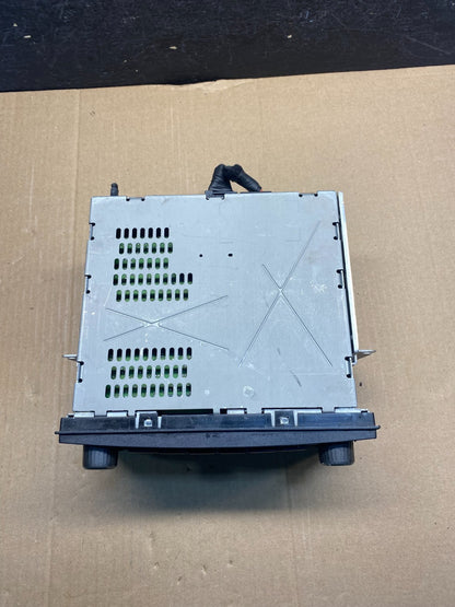 2007 2008 2009 Kia Sorento AM/FM CD Player Radio AE7510 DG4