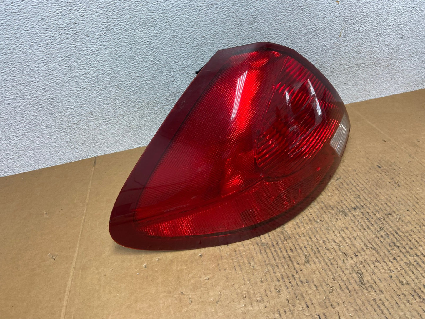 2000 2001 2002 2003 Ford Taurus Left Driver Lh Side Tail Light AE0250 LK2