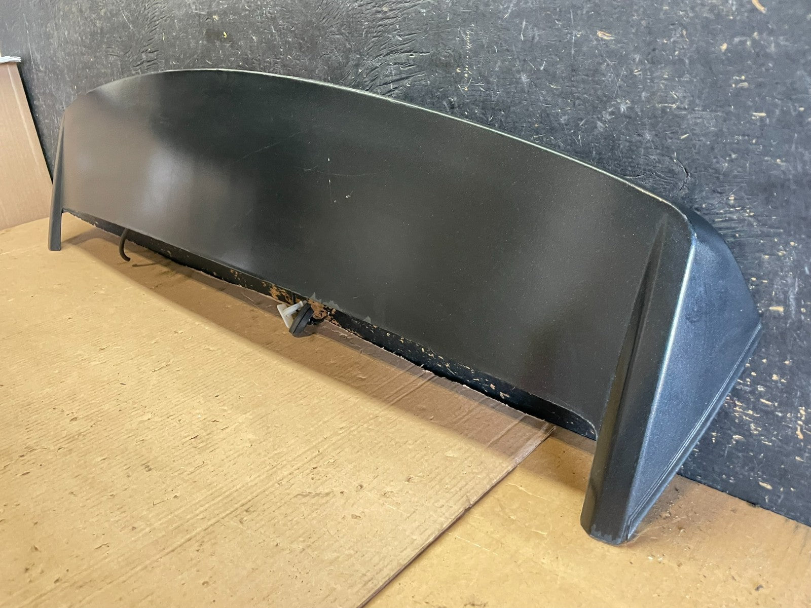 2007 to 2012 Dodge Caliber Rear Trunk Spoiler AA2138 DG2