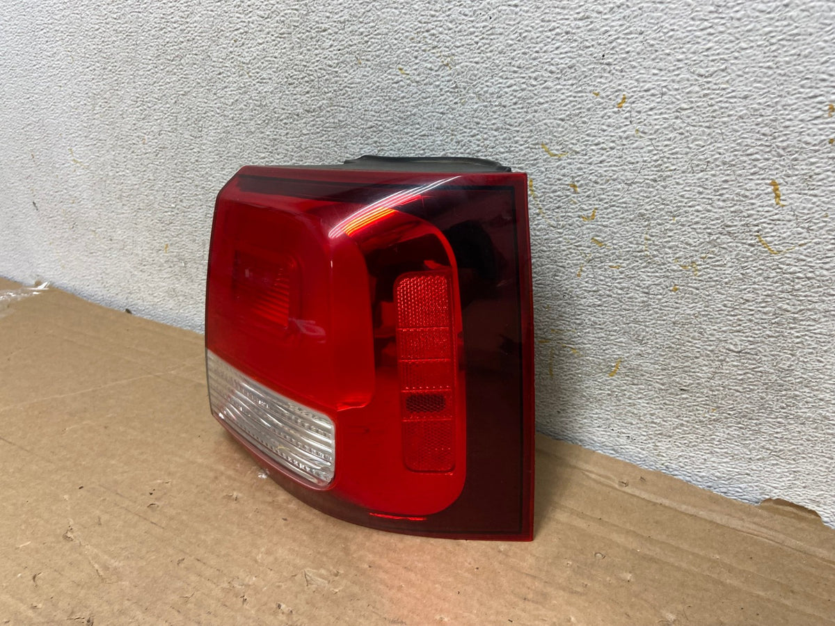 2014 2015 Kia Sorento Right Passenger Rh Tail Light AH8456 LK2