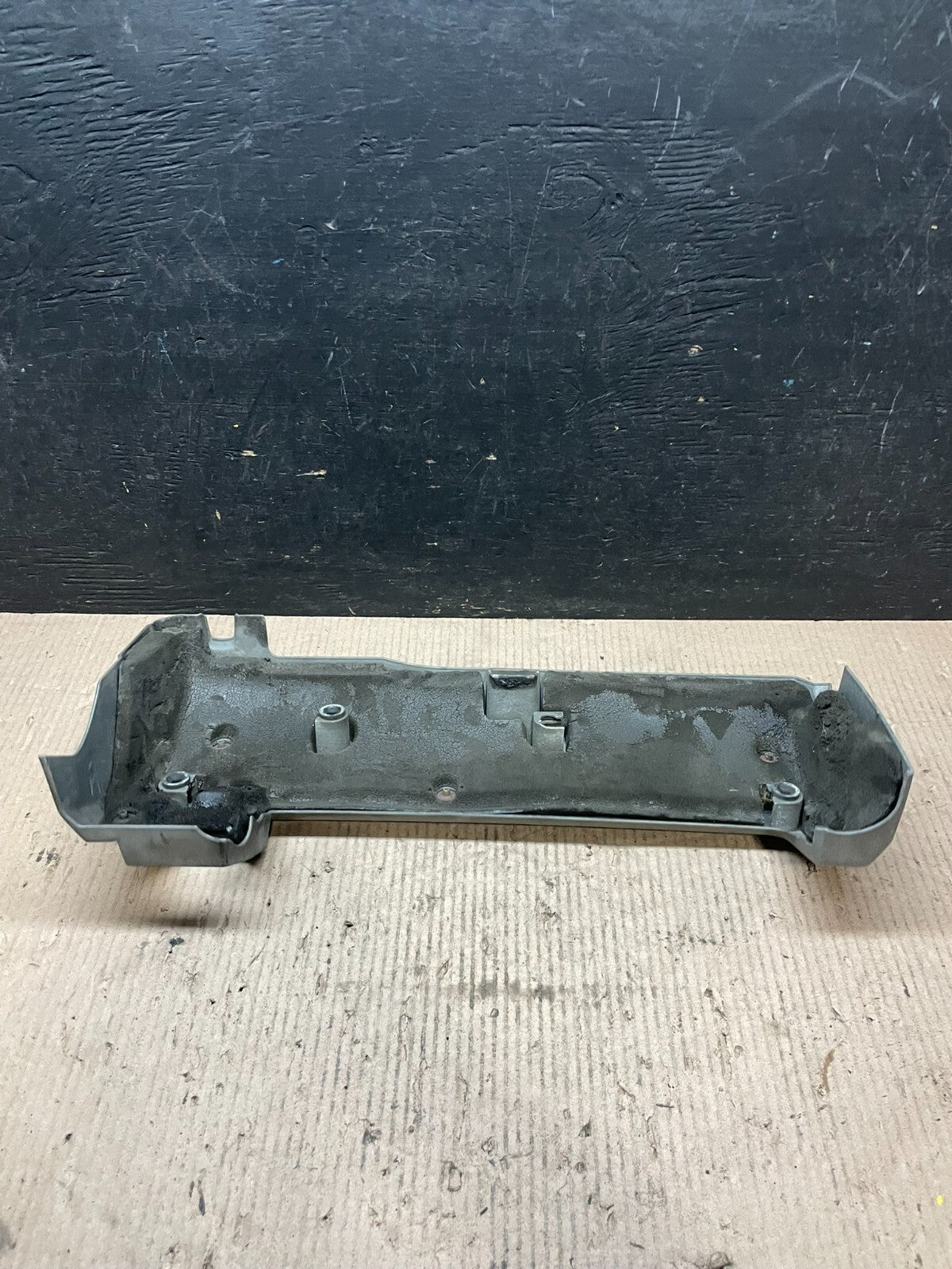 2006 to 2014 Volvo XC90 Engine Cover J36162