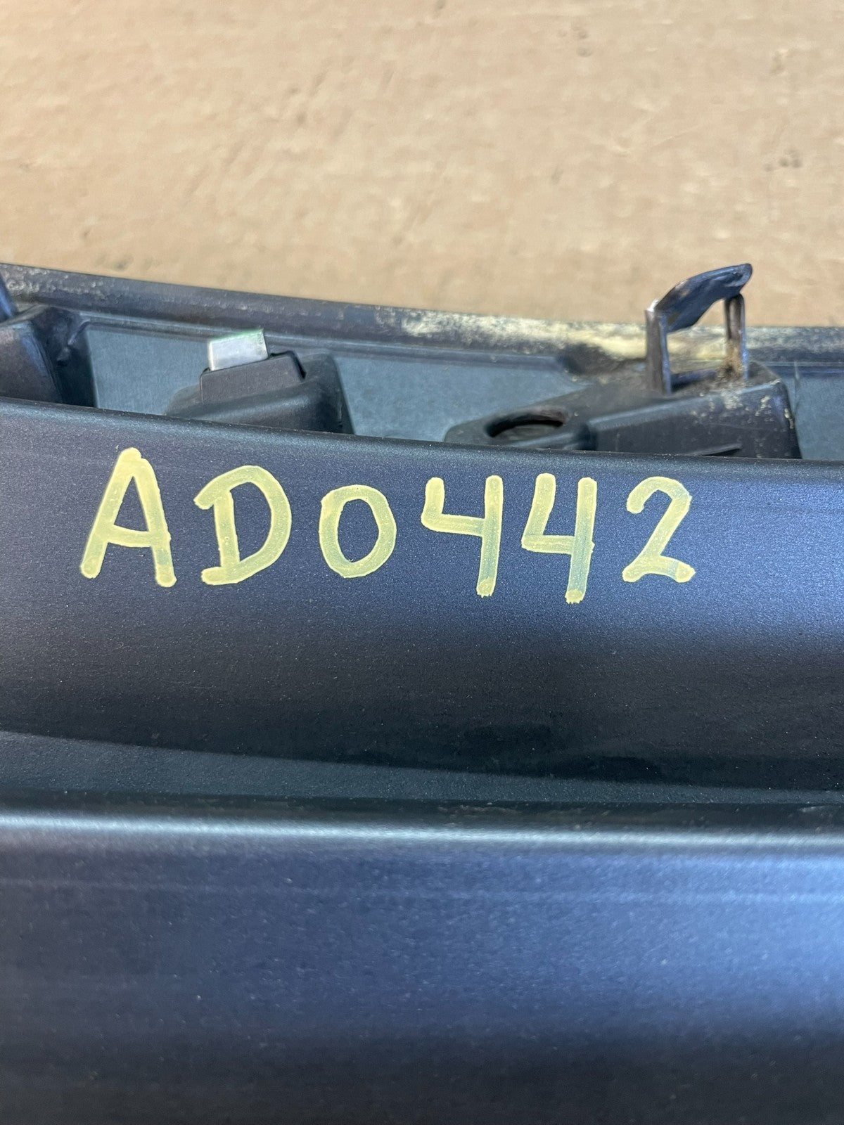 2013 to 2015 Nissan Altima Front Upper Grill Grille Sedan AD0442 DG6