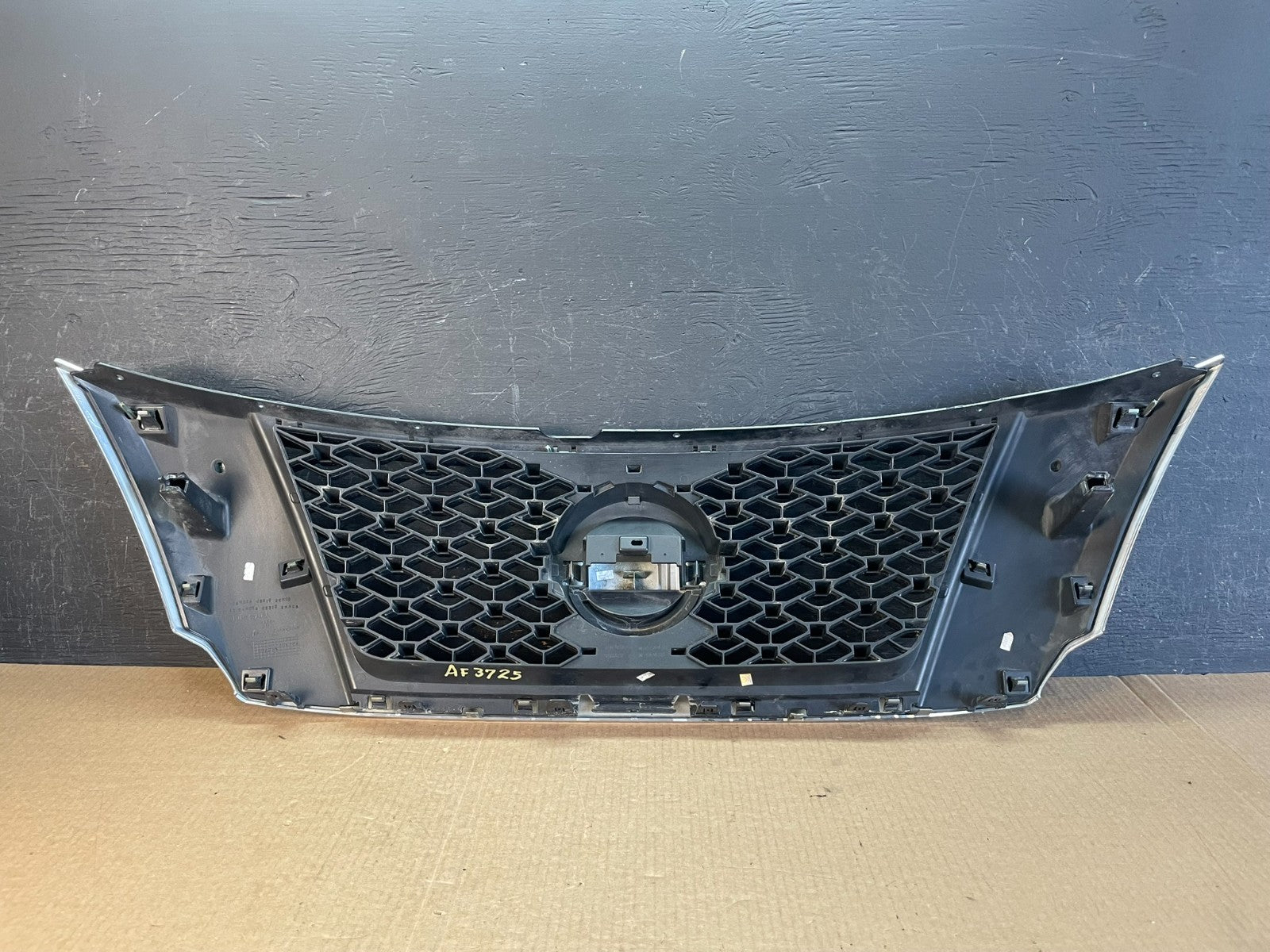 2013 - 2016 Nissan Pathfinder Front Upper Chrome Grill Grille AF3725 DG3