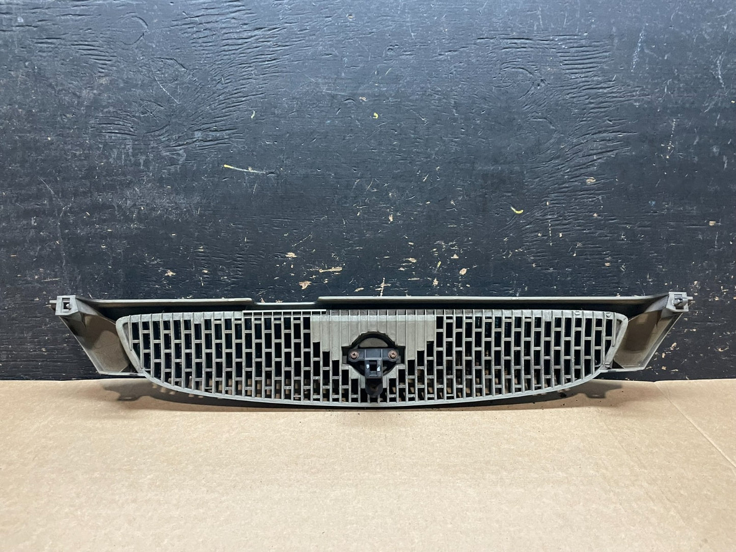 1995 1996 Nissan Maxima Front Upper Grill Grille Oem Y9711 DG4
