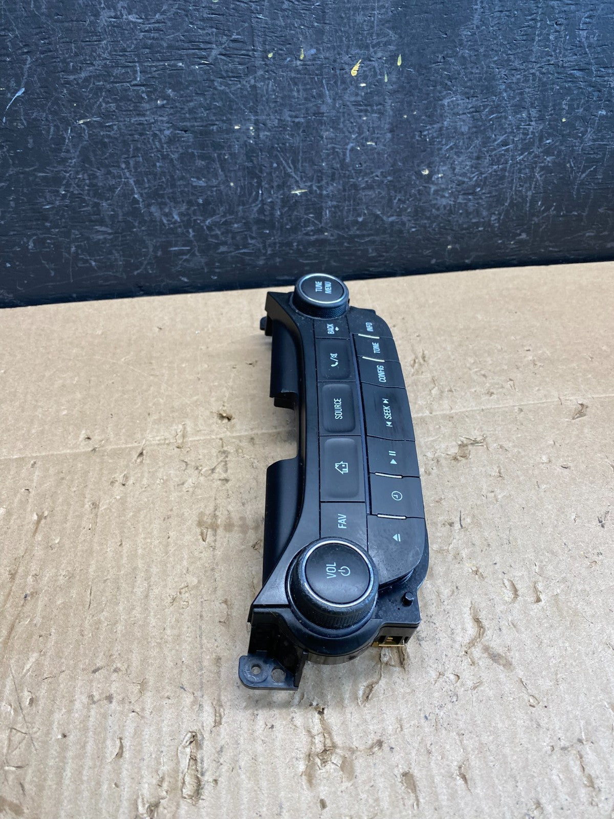 2013 2014 2015 Chevrolet Malibu AM FM Radio Control Panel AC9125 DG1