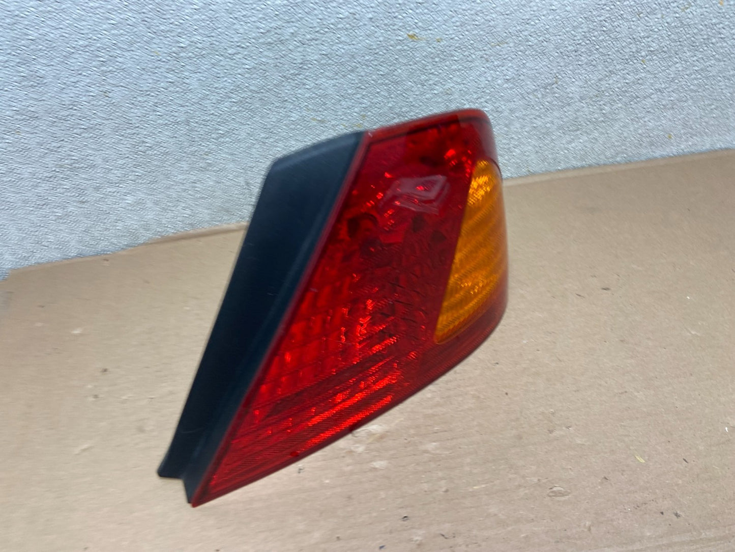 2000 2001 2002 Toyota Avalon Right Passenger Rh Side Tail Light TYC AA9923 LK2