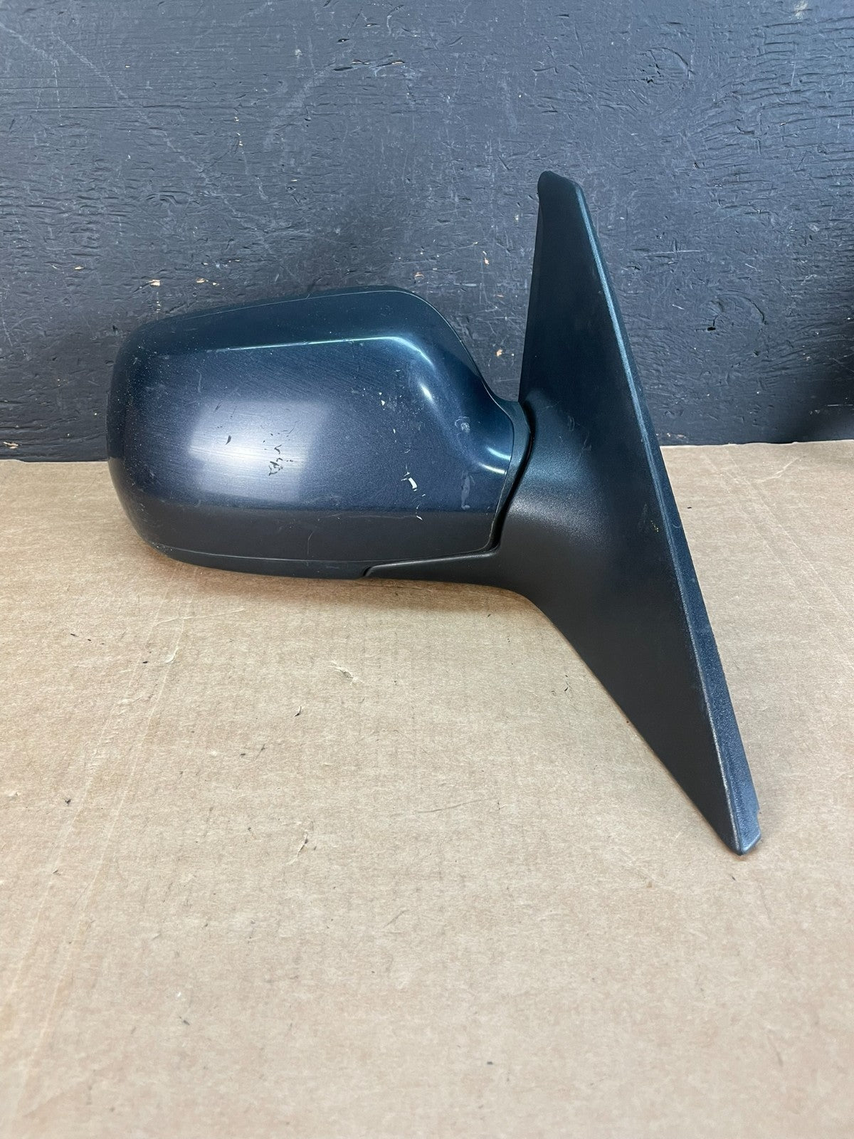 2004 to 2009 Mazda 3 Right Passenger RH Side View Door Mirror AE8318 DW0