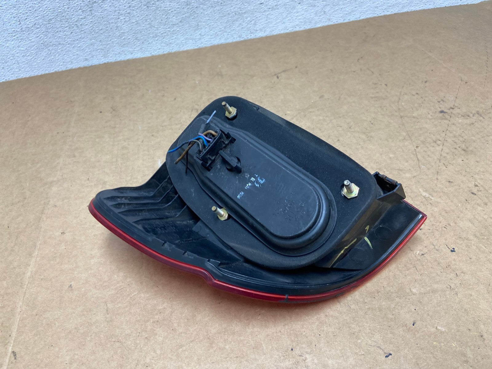 2001 2003 BMW 5 Series E39 Wagon Left Driver LH Tail Light AE3079 LK6