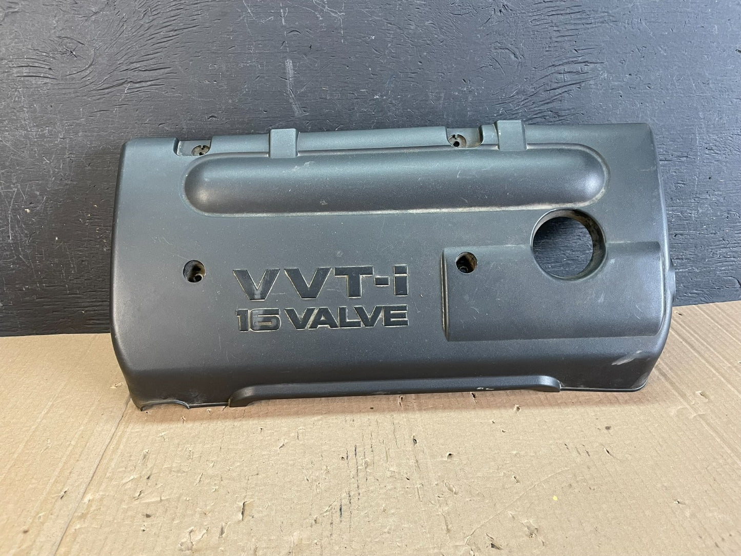 2005 to 2008 Toyota Corolla Matrix 1.8L Motor Engine Cover AD8710 DW0