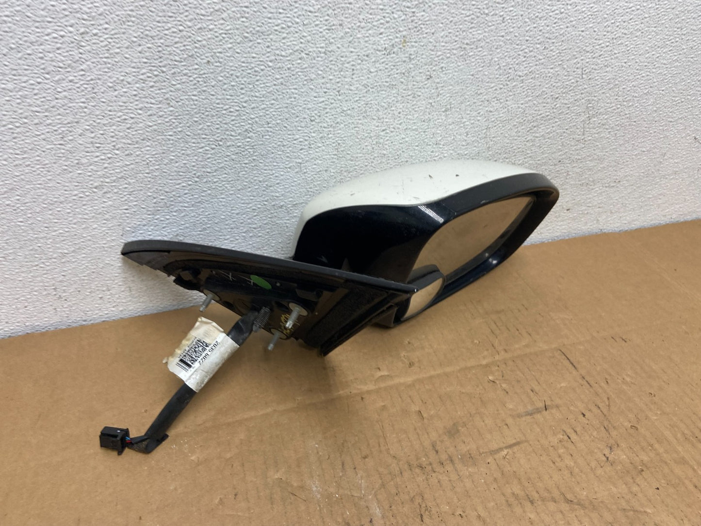 2013 to 2016 Nissan Pathfinder Right Passenger View Door Mirror AC7591 DW6