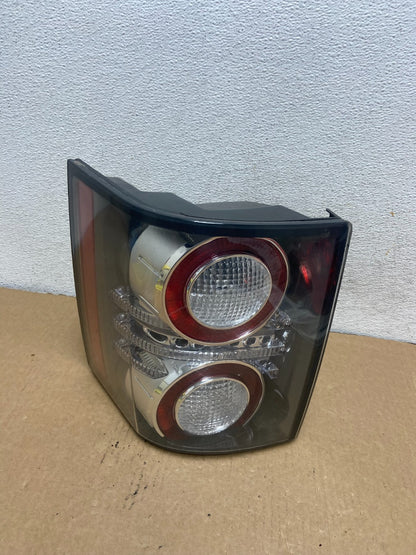 2010 to 2012 Land Rover Range Rover Right Passenger RH Side Tail Light AG2016 DG0