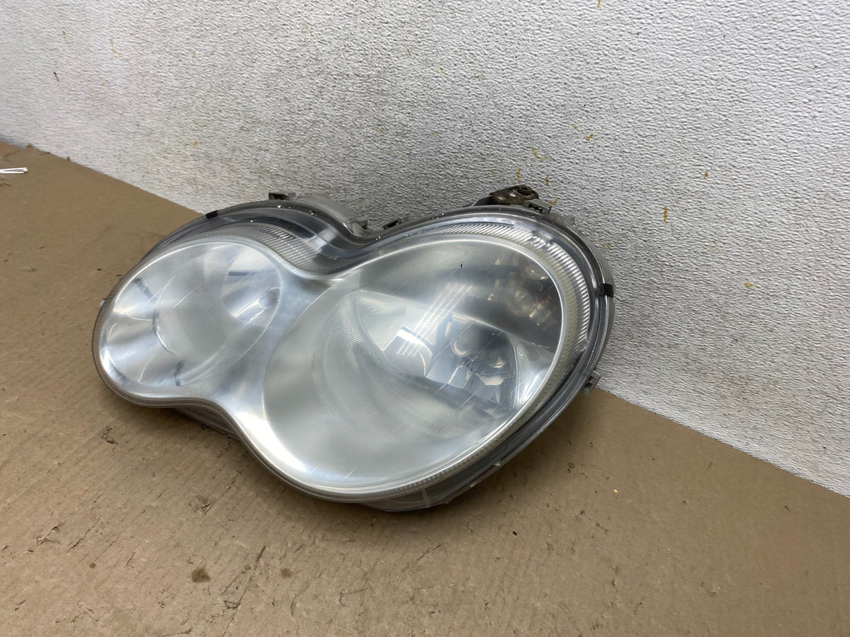 2005 to 2007 Mercedes-Benz C-Class Left Driver LH Side Headlight AH7628 DW2