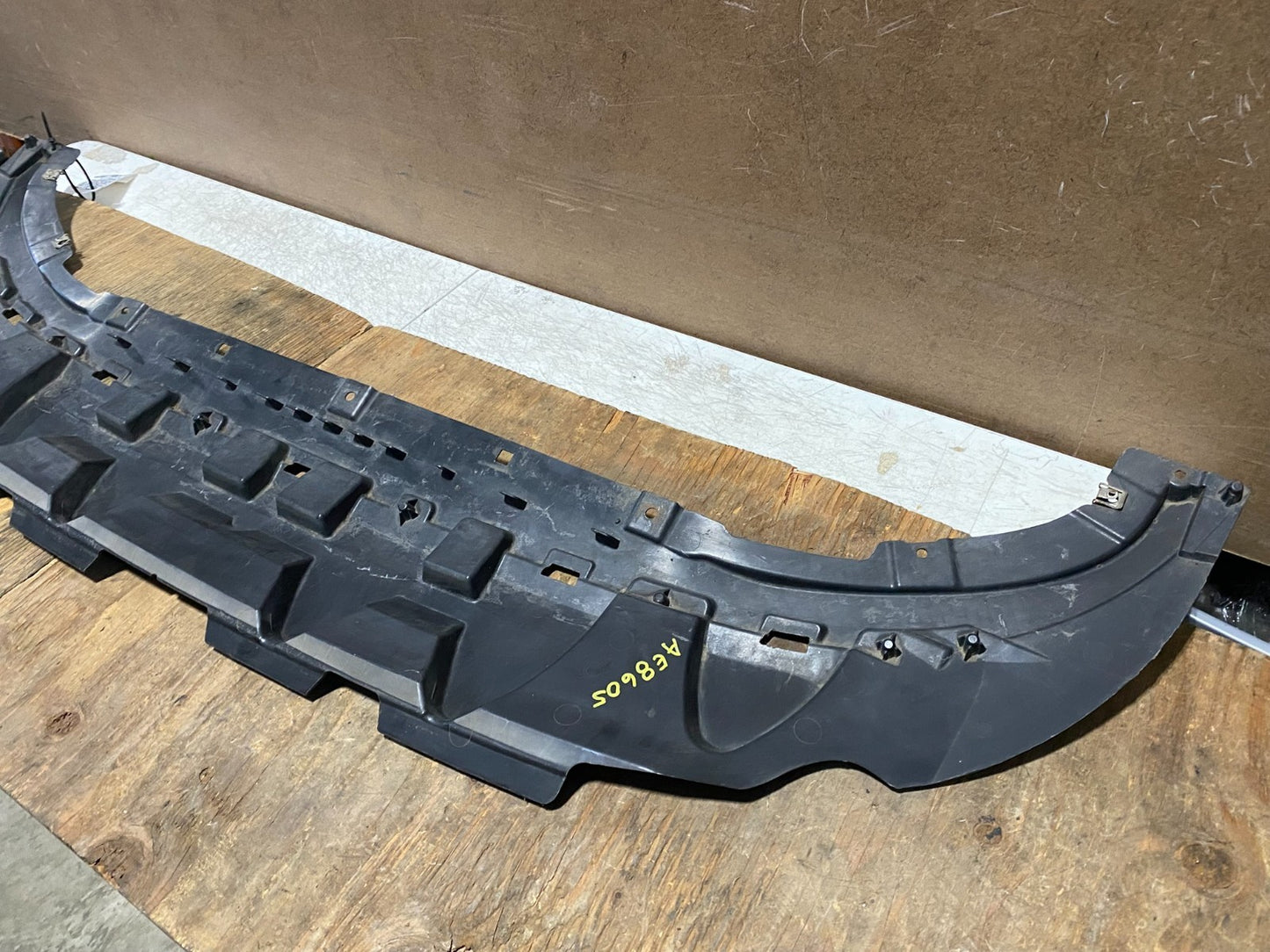 2017 to 2022 Audi Q7 Front Bumper Under Tray Cover 4M0807611A AE86056