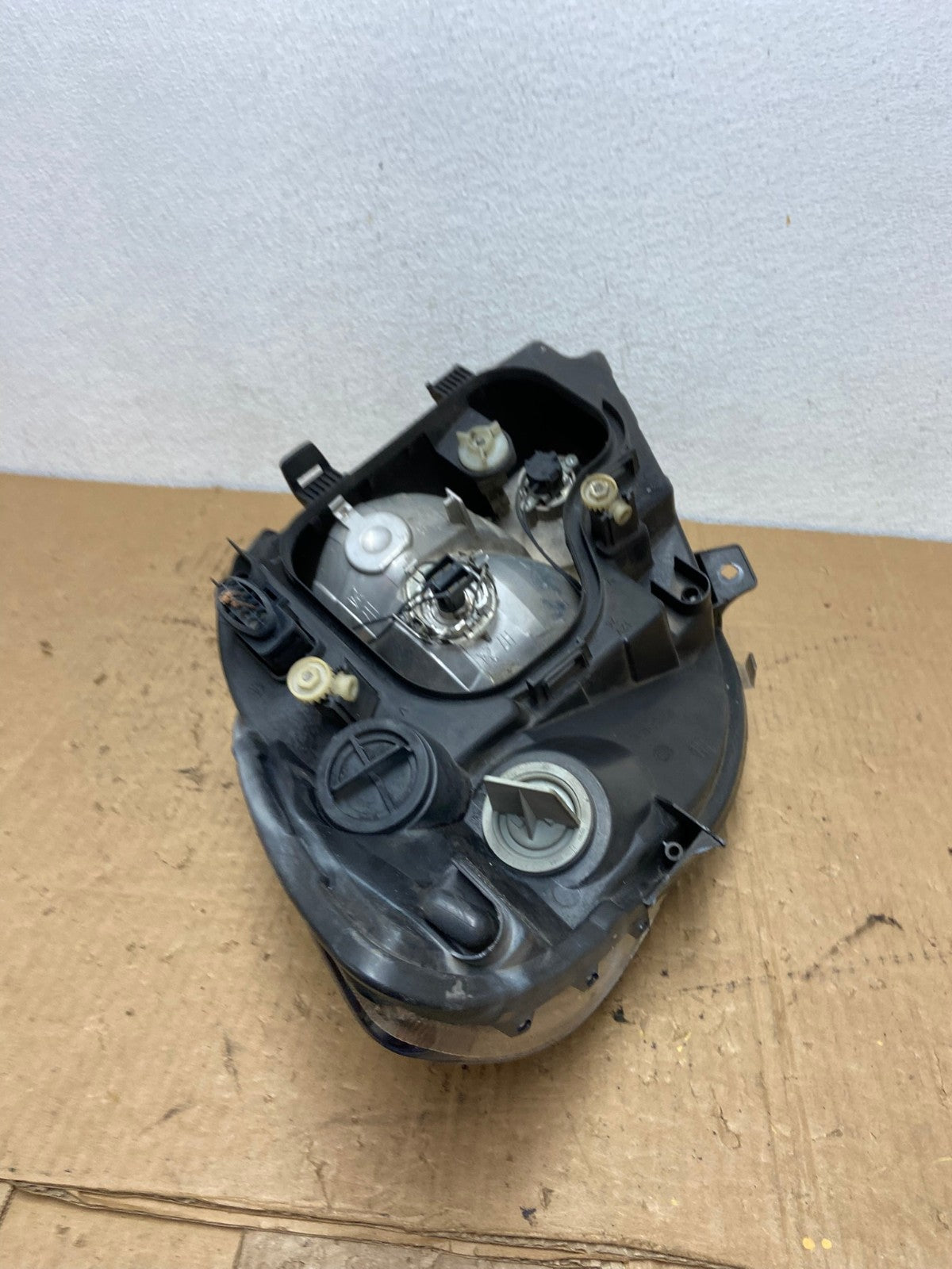 2007 to 2013 Mercedes Sprinter Headlight Right Passenger Halogen AC8248 LK7