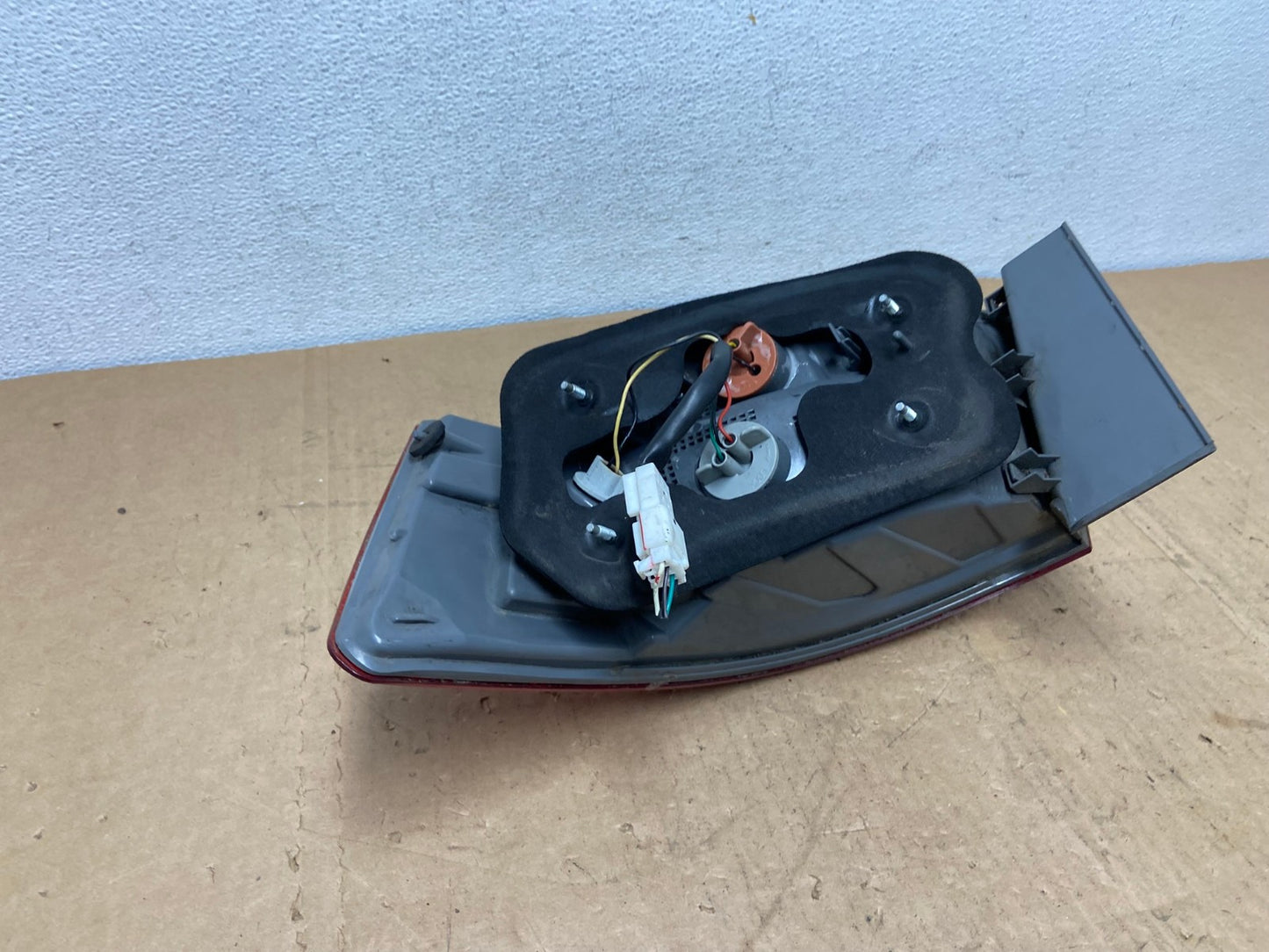 2009 to 2010 Hyundai Sonata Left Driver Lh Side Tail Light AD1277 LK4