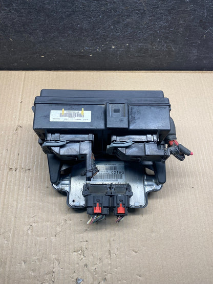 2006 Jeep Grand Cherokee Integrated Power Fuse Box 04692087ab AJ0385 DW0