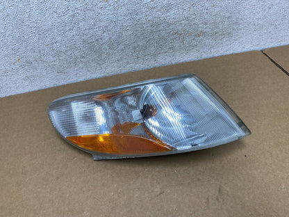 1999 to 2003 Saab 9-3 Front Right Passenger RH Side Turn Signal AI2605 DW0