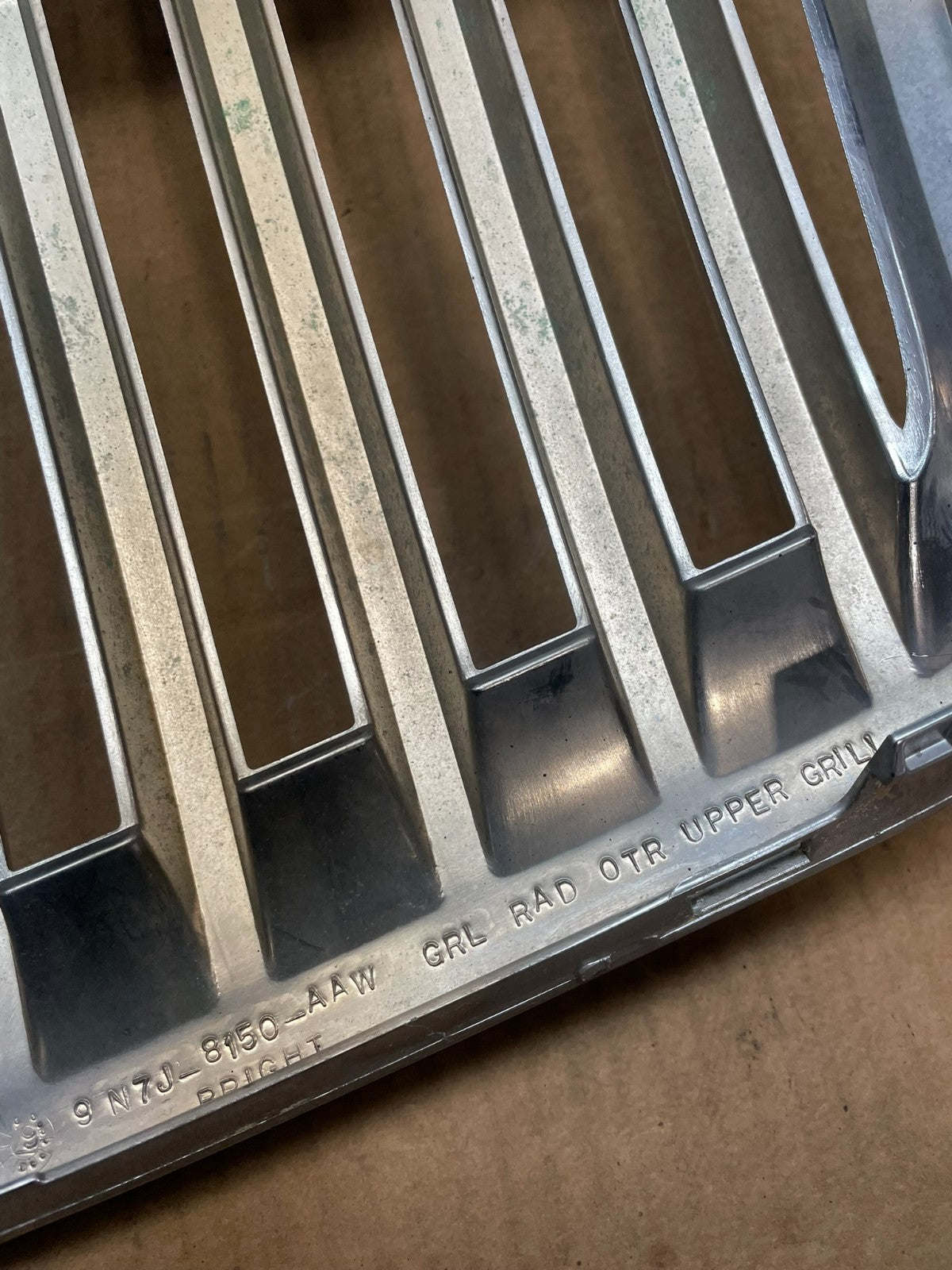 2006 2007 2008 2009 Mercury Milan Front Upper Chrome Trim Grille OEM aa9079 DG7