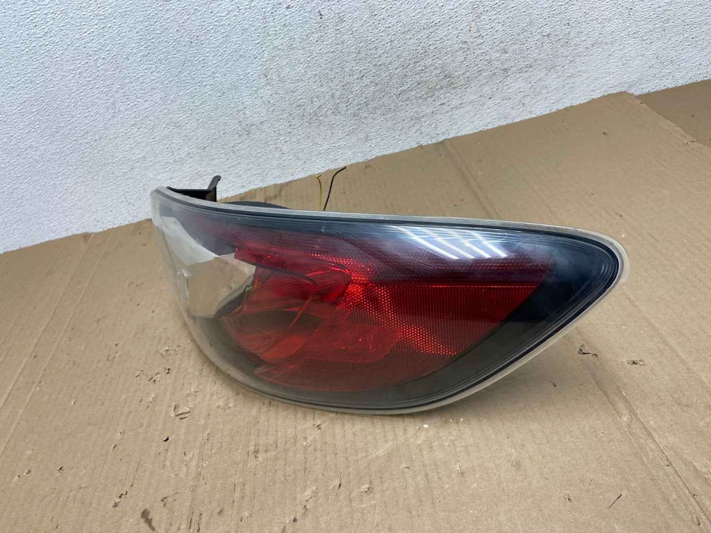 2010 2011 2012 2013 Mazda 3 Right Passenger Rh Side Tail Light AE8977 LK1