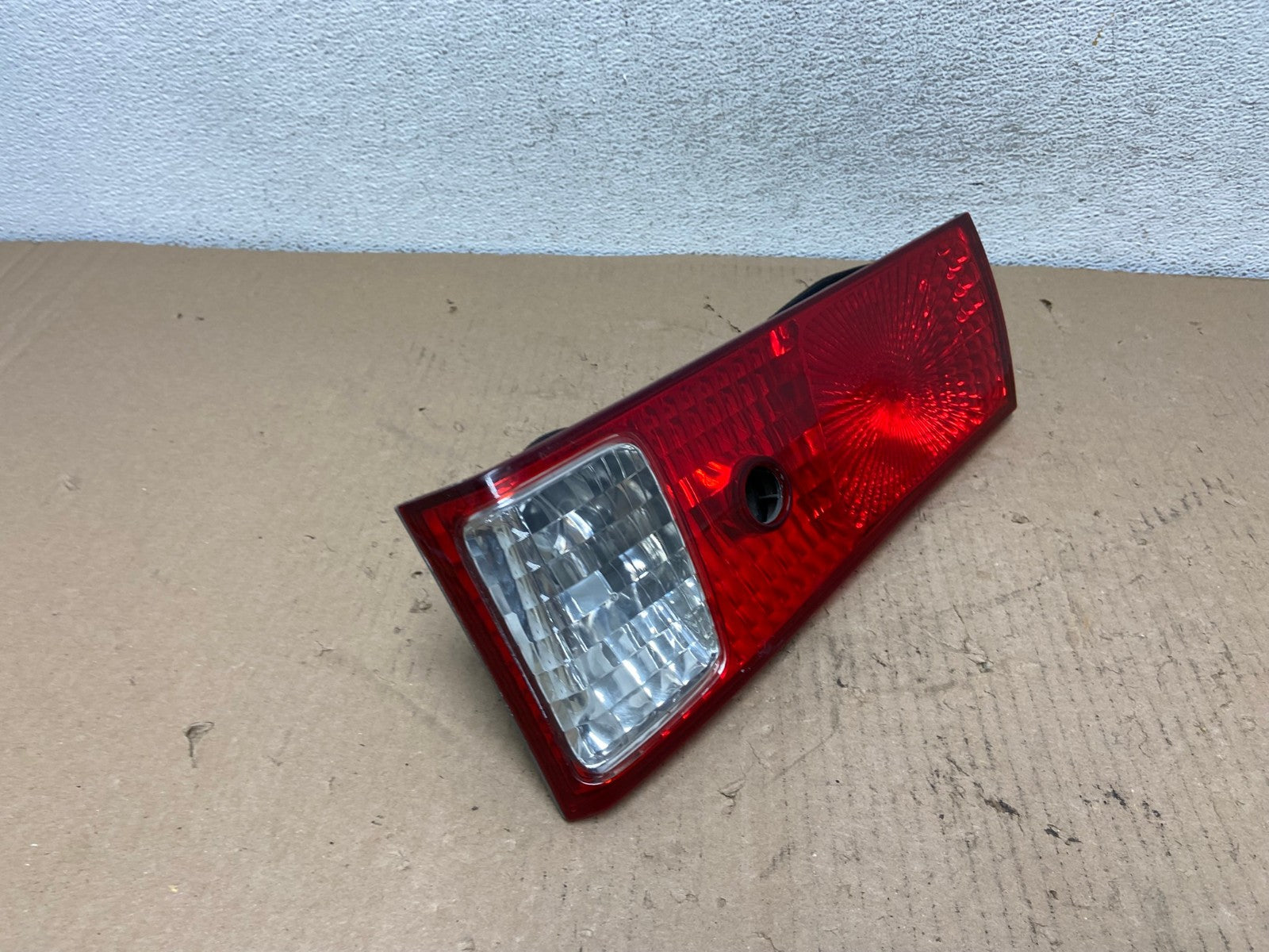 2000-2001 Toyota Camry Tail Light Right Passenger Rh Side Inner AF3242 LK2