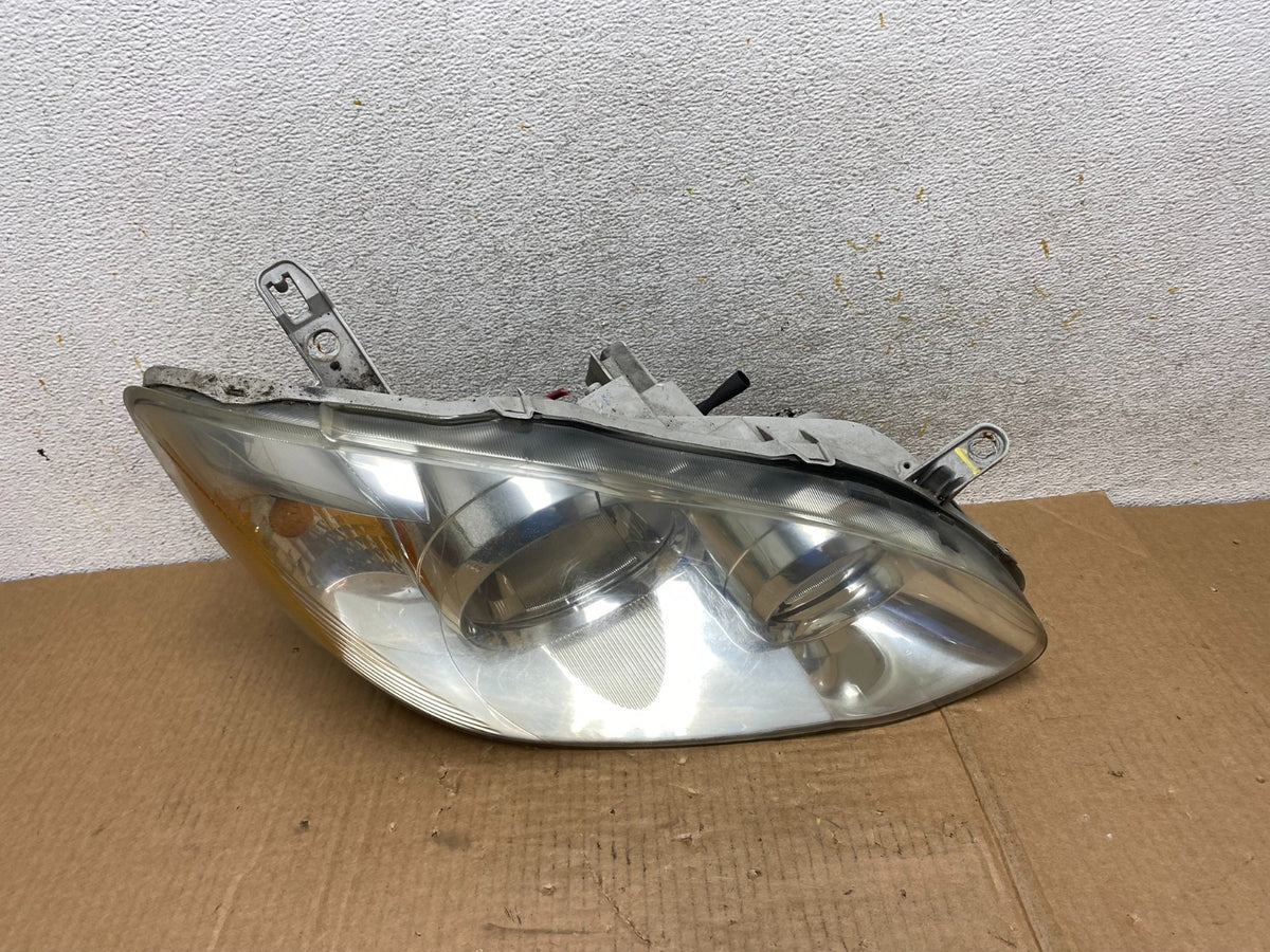 2005 to 2008 Toyota Corolla Right Passenger RH side Headlight AI4468 DW0