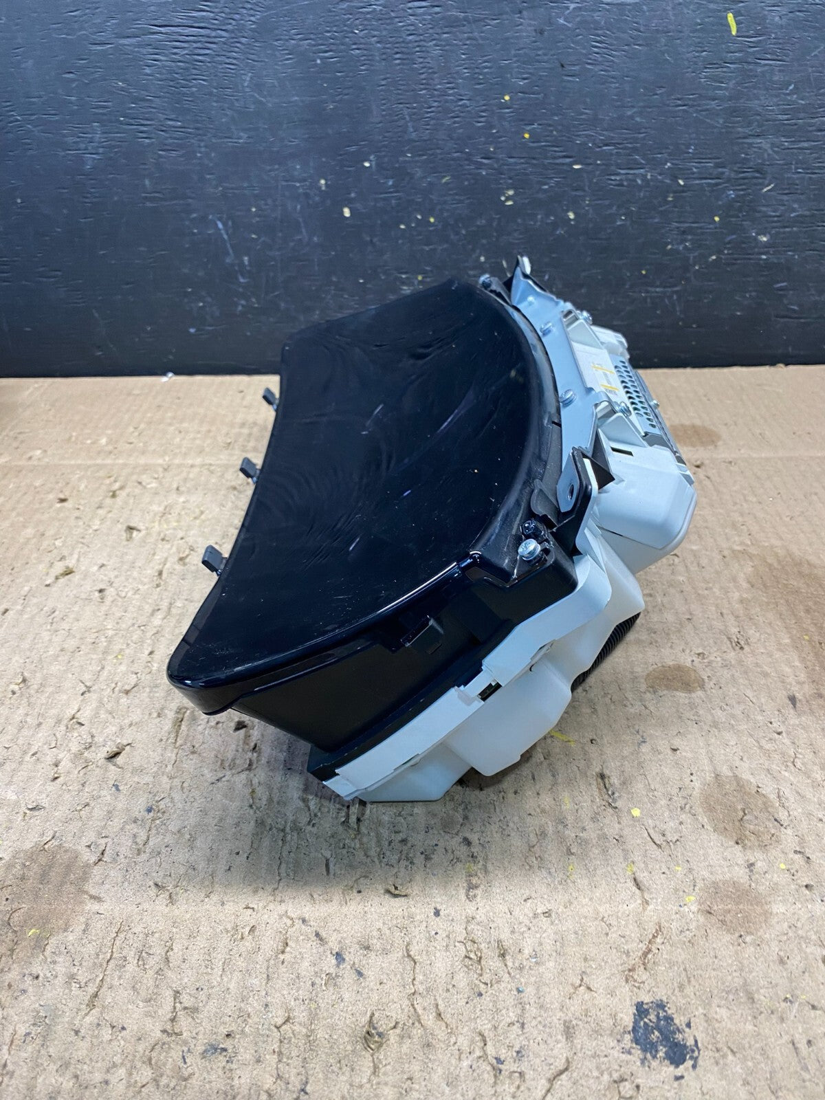 2010 2011 2012 Lexus LS650 Speedometer Cluster Gauge N0398 DG2