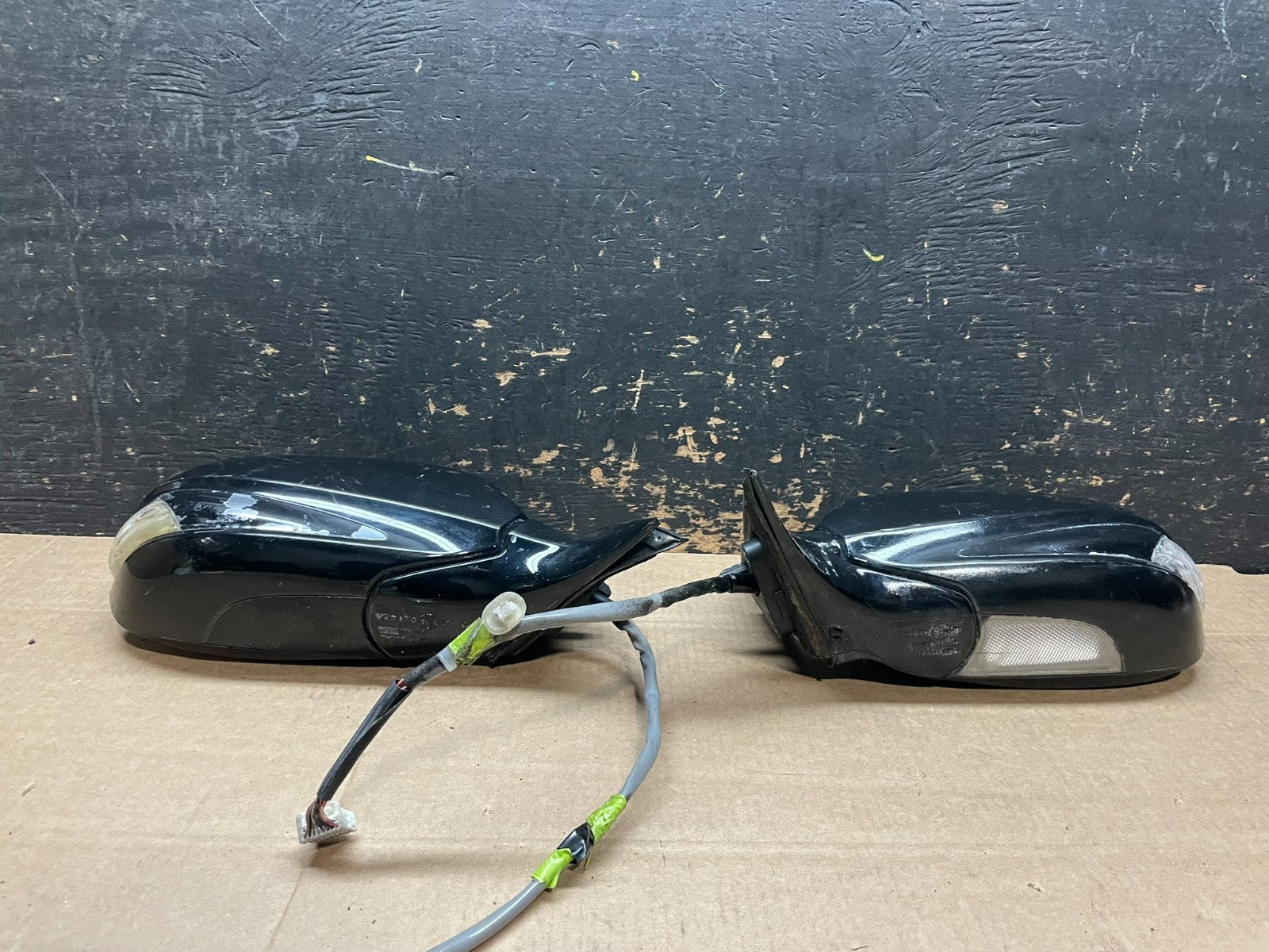 2009 to 2011 Lexus GS350 Left+Right Set Side View Door Mirror y9351 DG3