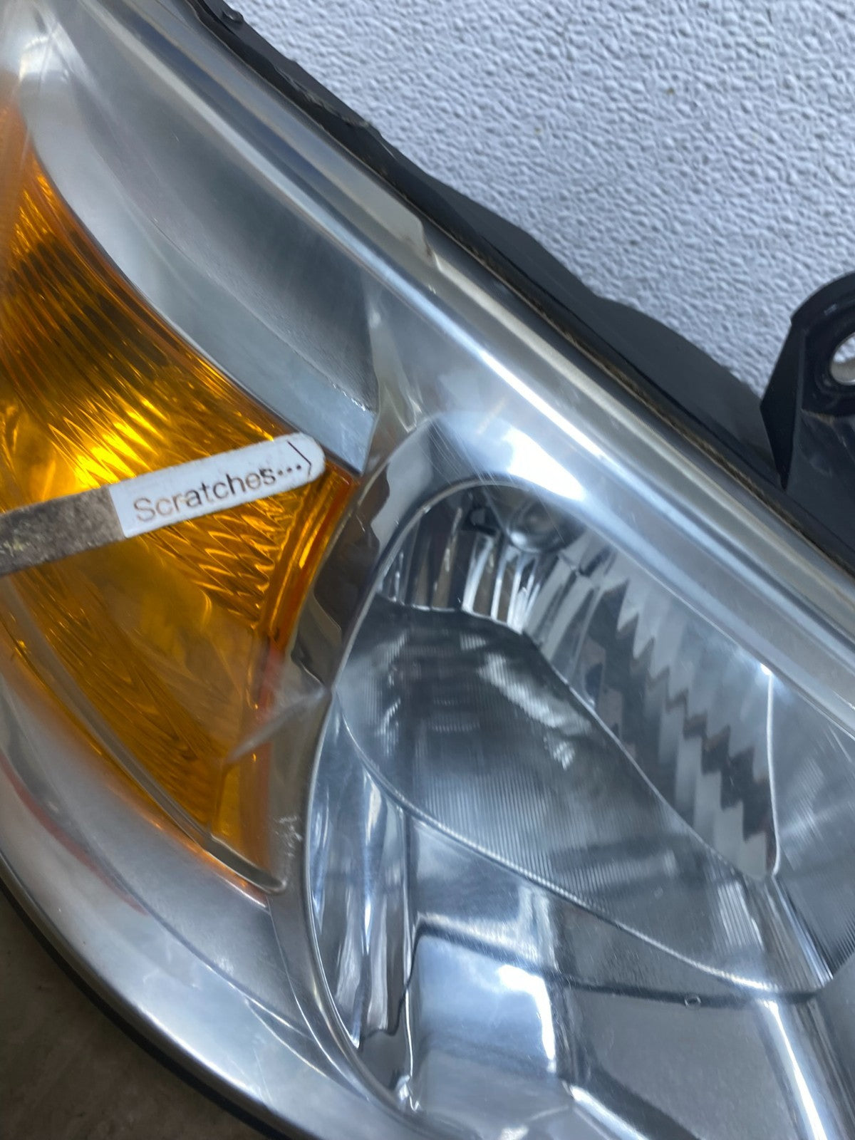 2008 to 2010 Dodge Caravan Left+Right Set Side Halogen Headlights AG1174 DW3