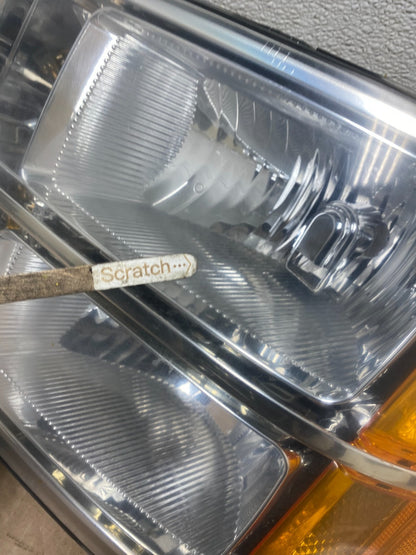 2007 - 2014 GMC Sierra Left+Right Halogen Headlights U8455 DW5