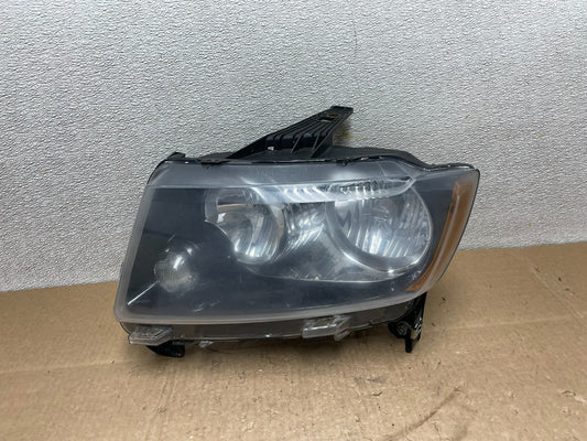 2011 to 2013 Jeep Grand Cherokee Halogen Left Driver Lh Headlight Oem Y8898 DW0