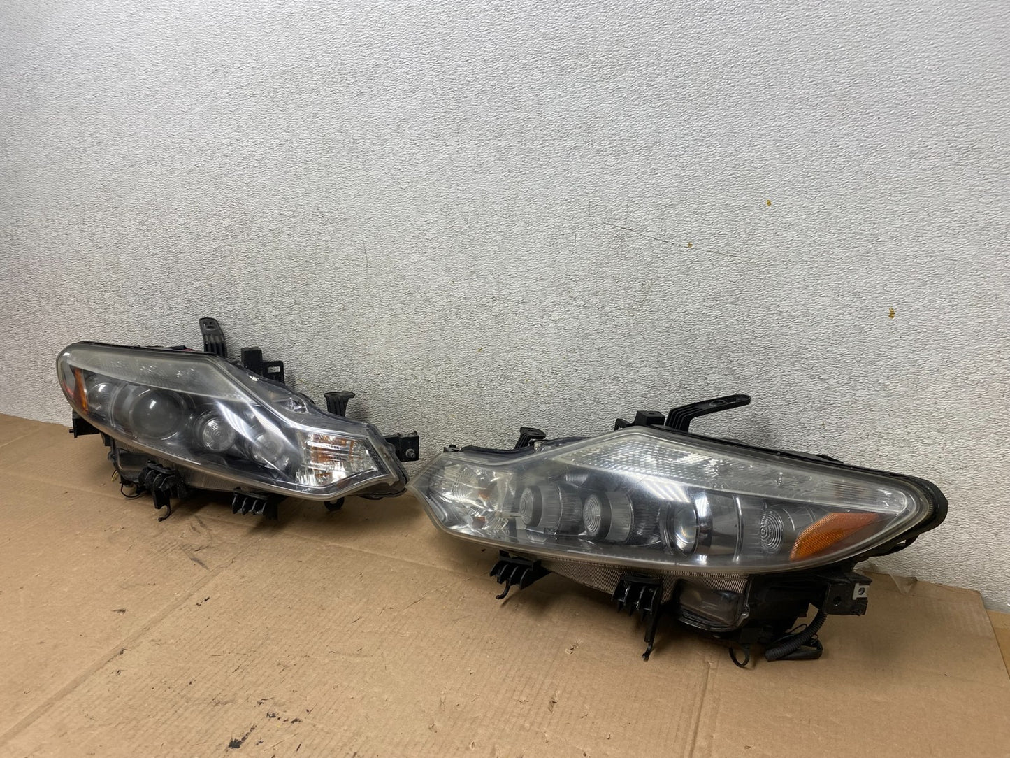 Xenon 2011 2012 2013 2014 Nissan Murano Headlights Left+Right Oem R7486 DW1