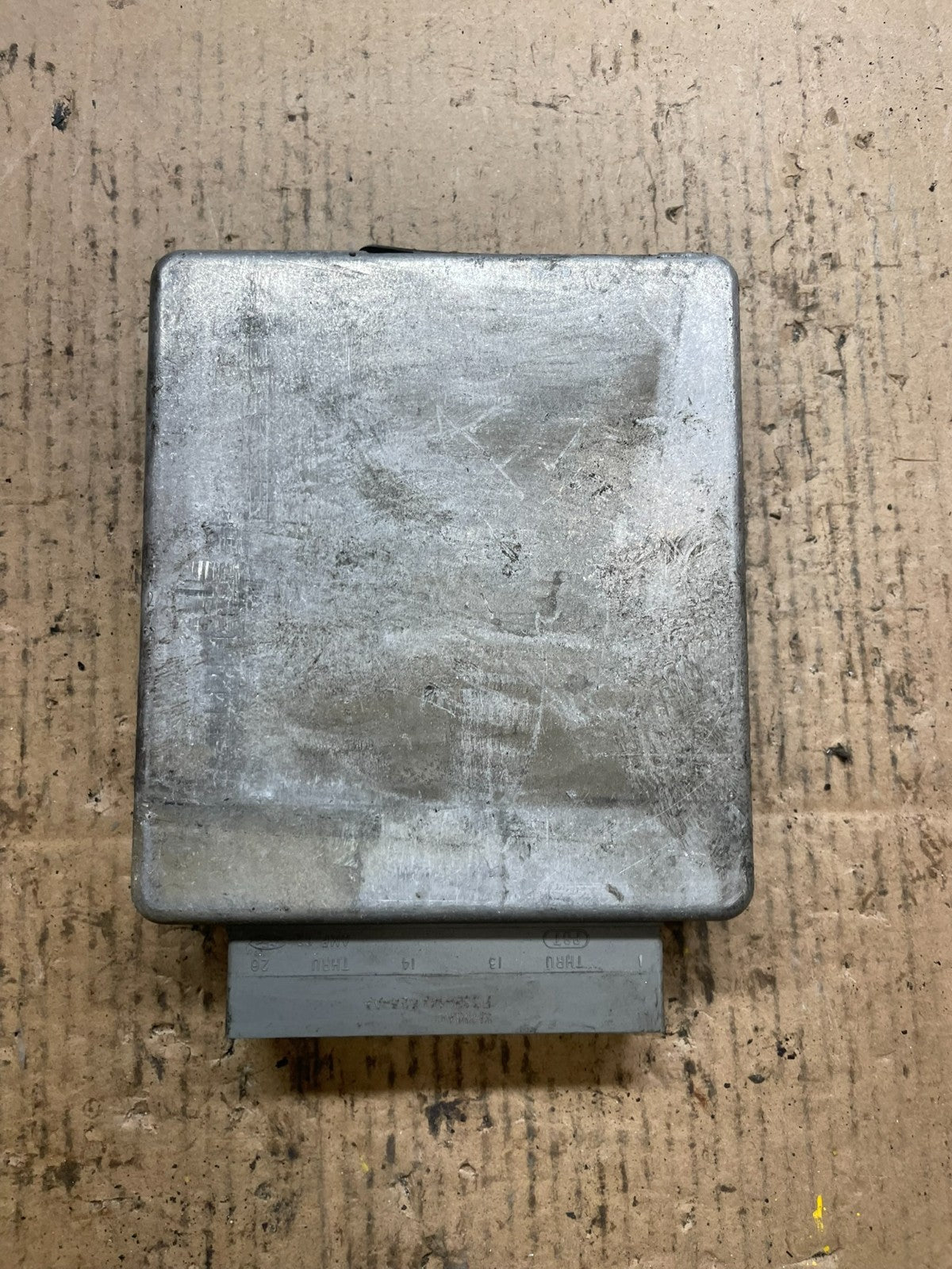 2003  Ford E250 E350 4.2L Engine Control ECU ECM Computer Module R4134 DG2