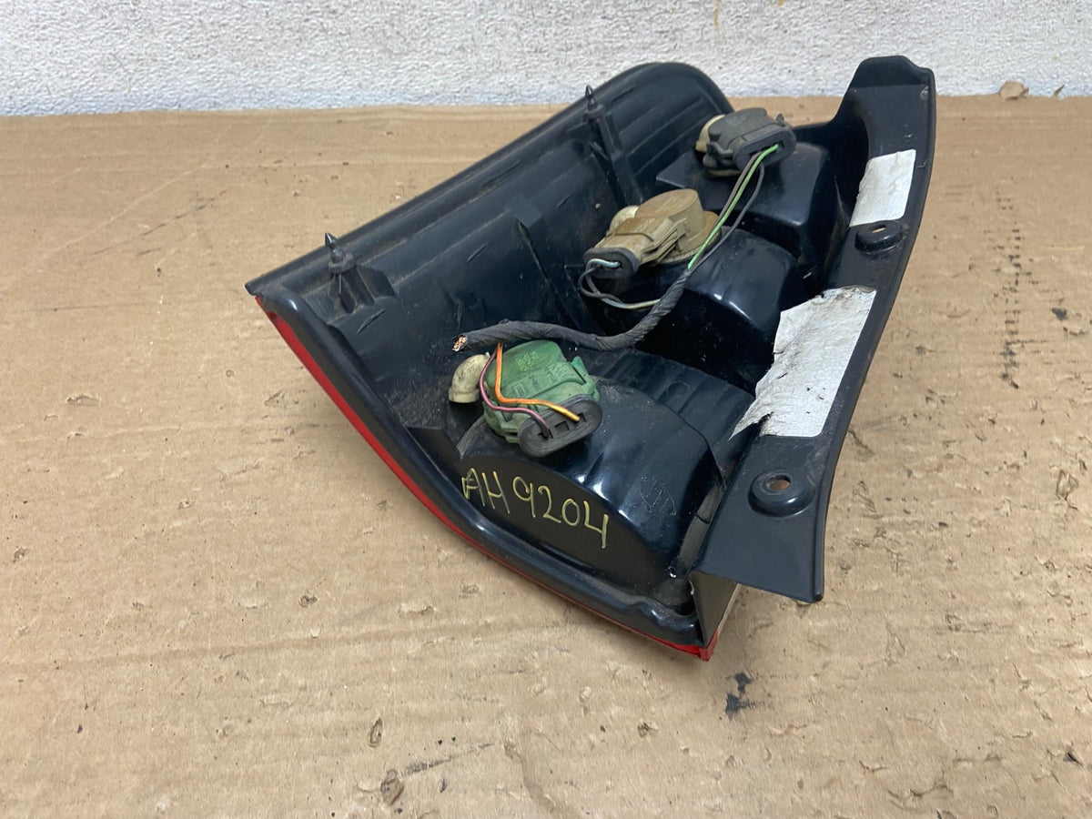 2001 to 2007 Ford Escape Right Passenger RH Side Tail Light AH9204 LK4