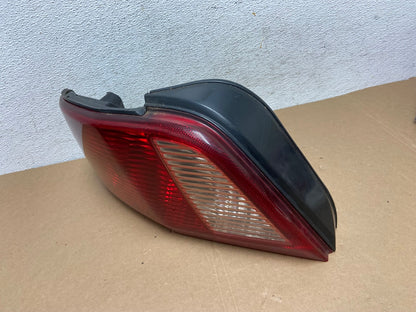 2002 to 2003 Mitsubishi Galant Left Driver LH Side Tail Light AD7847 LK1