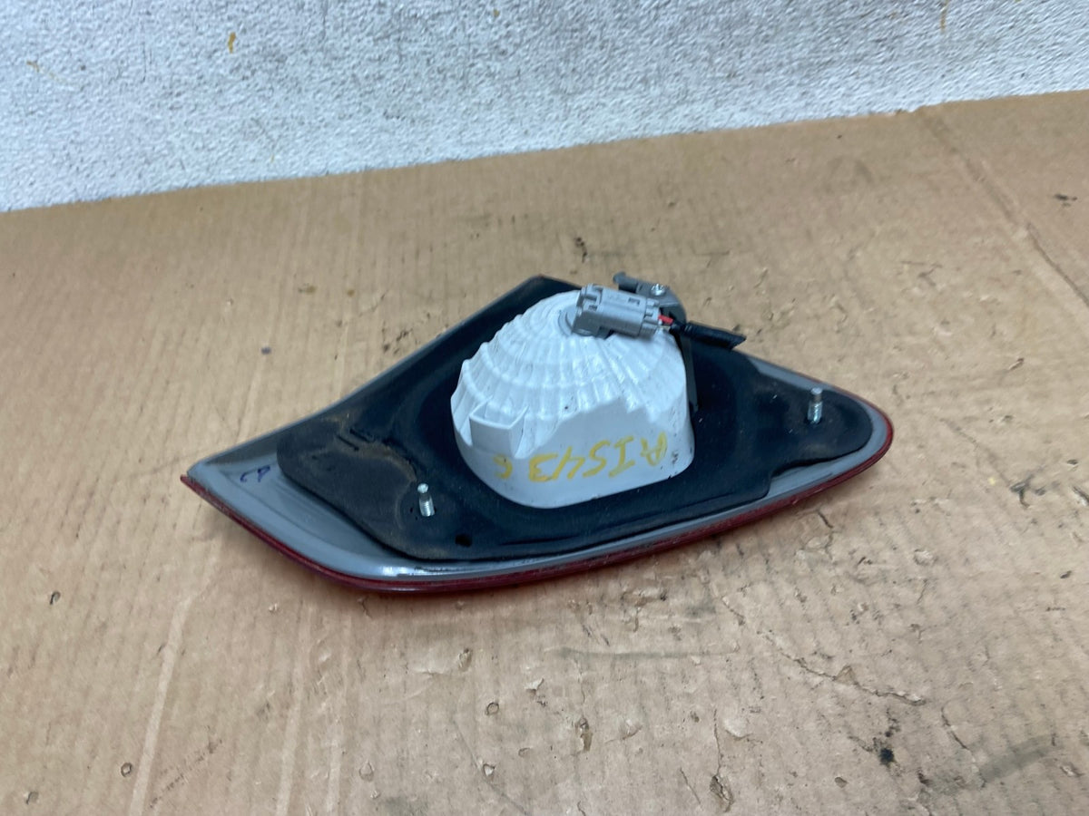 2009-2010 Toyota Corolla Left Driver Lh Side Tail Light Inner AI5436 LK3