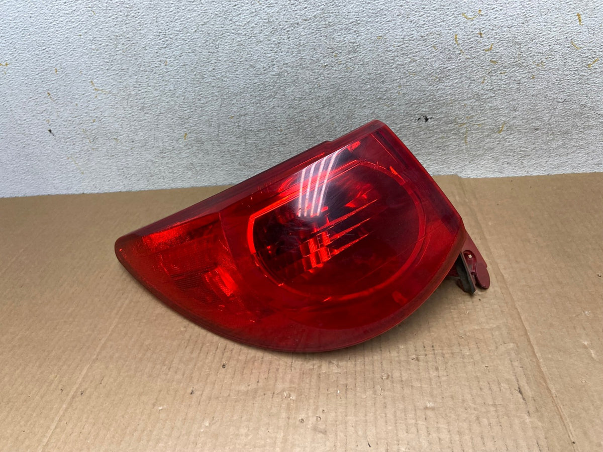 2009 2010 2011 2012 Chevrolet Traverse Left Driver LH Tail Light AI5803 LK0