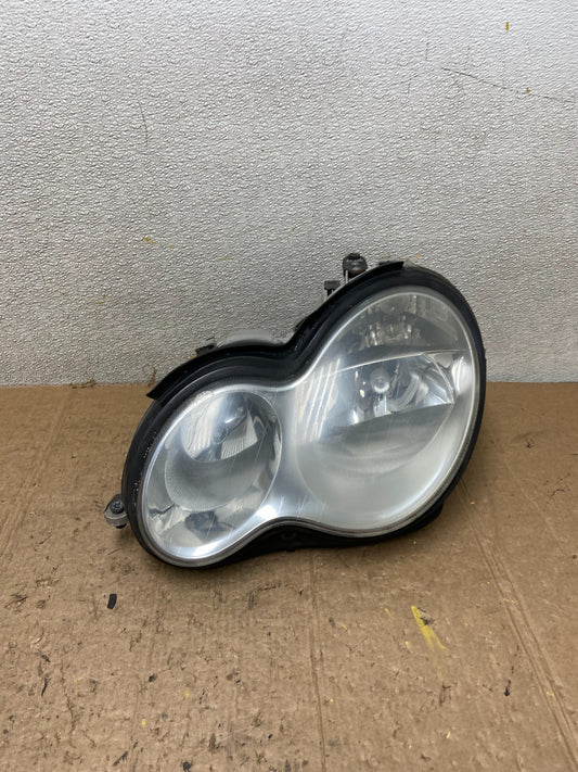 2005 to 2007 Mercedes-Benz C-Class Left Driver LH Side Headlight OEM AA4220 DW0