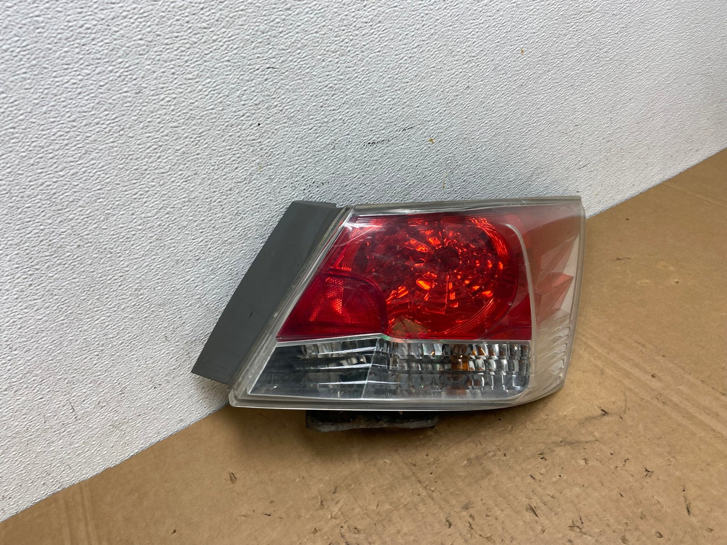 2008 to 2012 Honda Accord Sedan Tail light Right Passenger RH Side AD3217 LK2