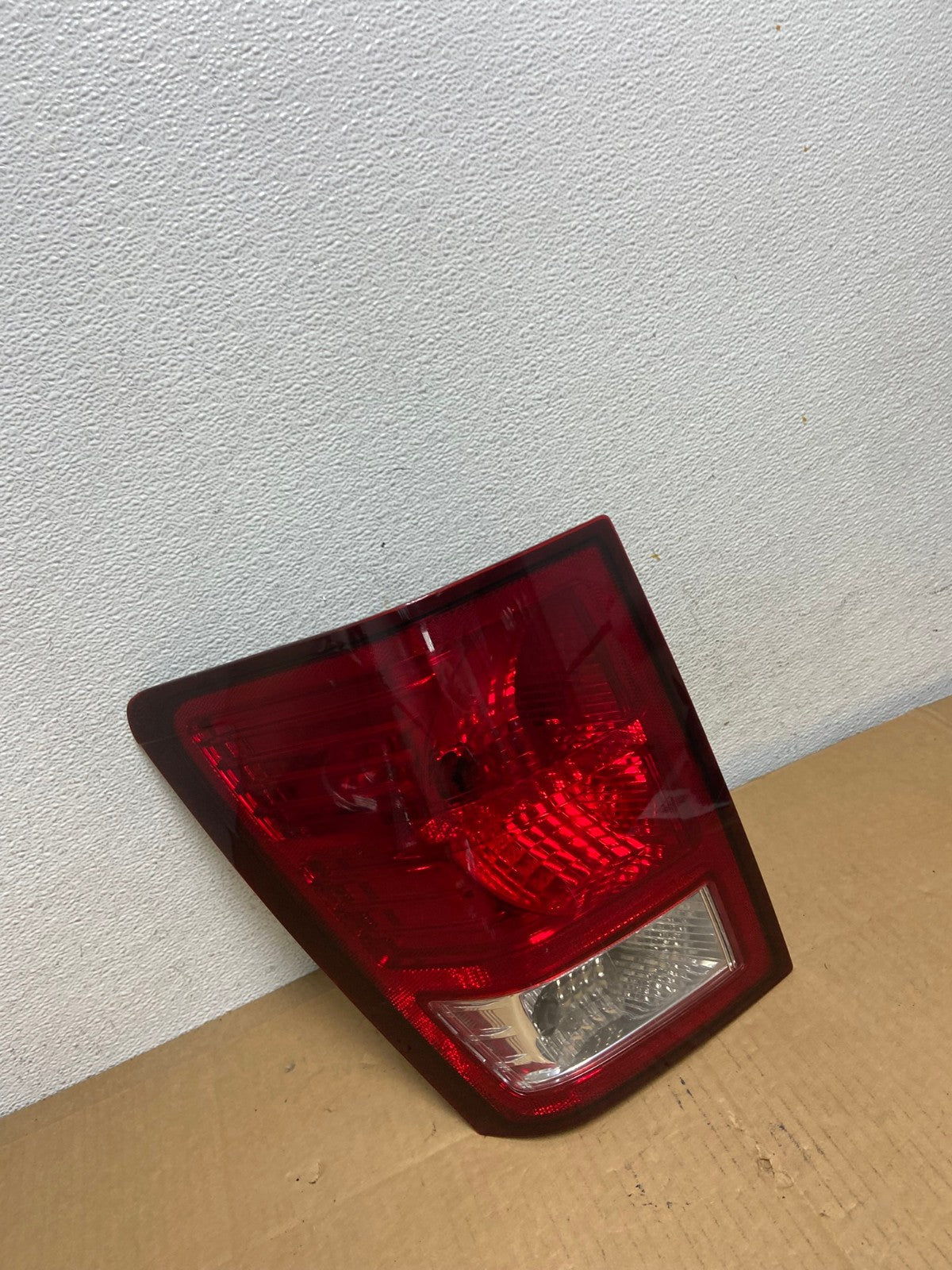 2007 to 2010 Jeep Grand Cherokee Left Driver Lh Tail Light AD0752 LK2